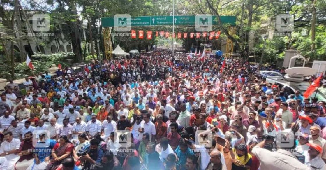 CPM general secretary Sitaram Yechury inaugurated the march on November 15. Photo: Manorama. 