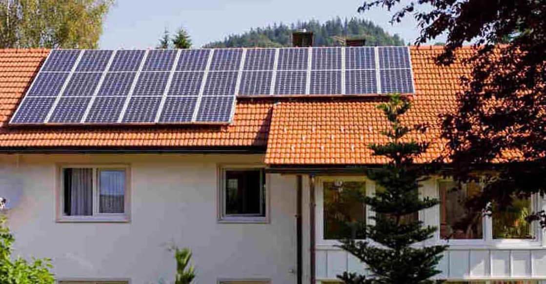 If gross metering is implemented, the solar panel entrepreneurs will have to pay the same rate as other consumers. Photo: File Image