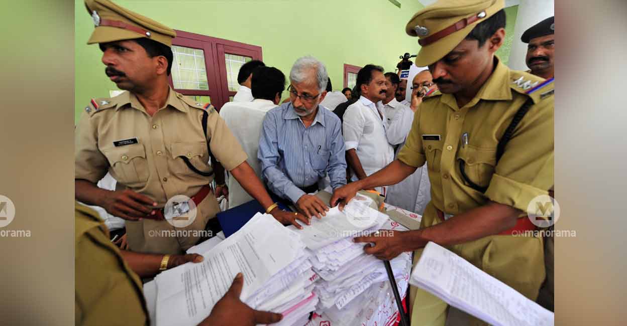 oommen-v-oommen-western-ghats In this file photo from December, 2013, former Kerala State Biodiversity Board (KSBB) chairman Prof Oommen V Oommen during a public hearing to formulate state's response to Kasturirangan Committee report. Photo: Manorama