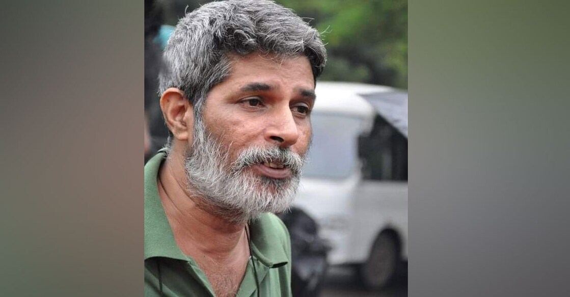 The majority of KP Sasi's documentaries were based on social issues. He won the national award for best director for 'Ilayum Mullum' (Leaves and Thorns) in 1994.