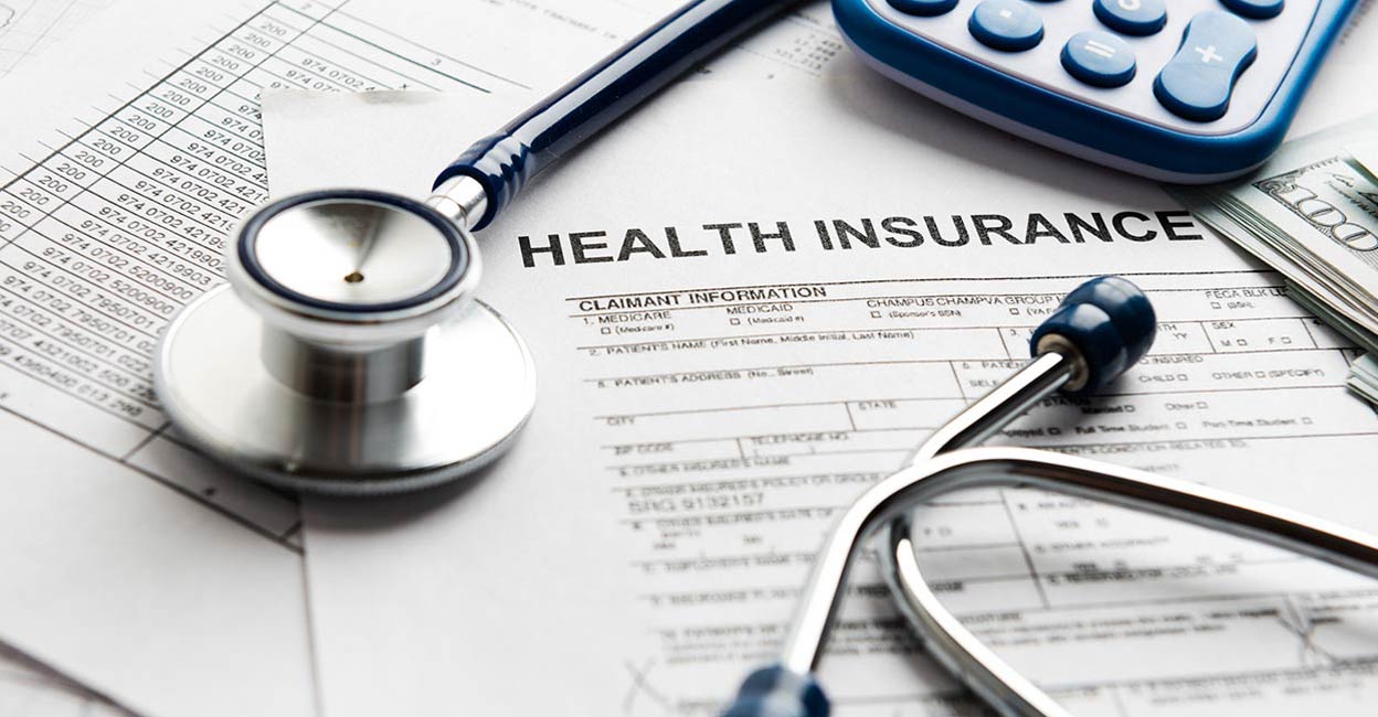 The petition states that pensioners who have joined other insurance schemes are also being forced to subscribe to the MEDISEP:Shutterstock/ Valeri Potapova