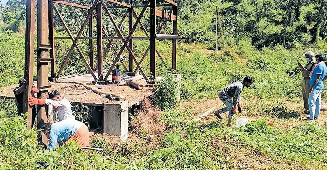 rope-way-demolishing The Ombudsman had twice ordered the dismantling of the ropeway. Citing technical reasons, the panchayat did not dismantle it then.