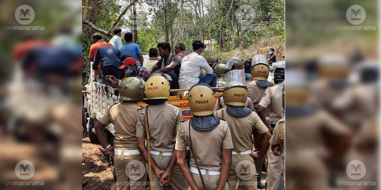 K-Rail-kottayam6 Authorities abandon efforts to conduct Silverline survey in Kottayam. Photo: Manorama
