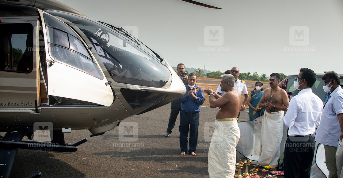 Pazhayam Sumesh Namboothiri, Gurvayur temple Oathikan and former Melsanthi, performed the "pooja". 
