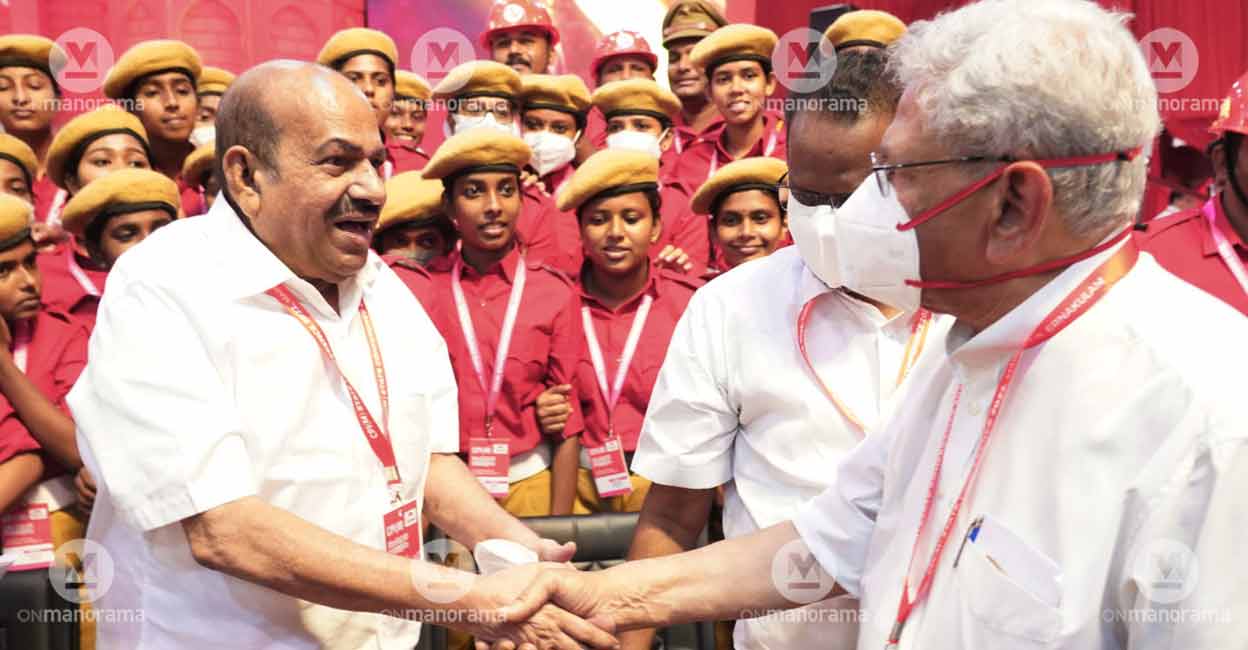 kodiyeri-balakrishnan-sitaram-yechury CPM General Secretary Sitaram Yechury congratulates Kodiyeri Balakrishnan after being selected as the CPM State Secretary for the third time in a row. Photo: EV Sreekumar