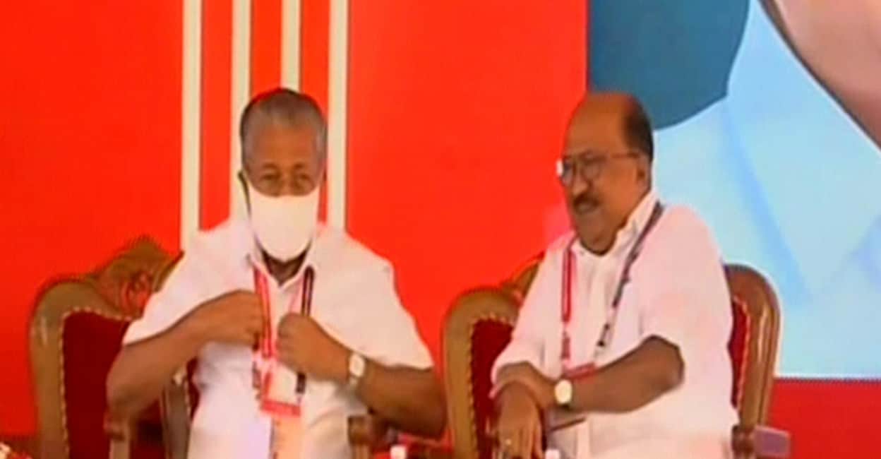kv-thomas-pinarayi-cpm-seminar kv-thomas-pinarayi-cpm-seminar