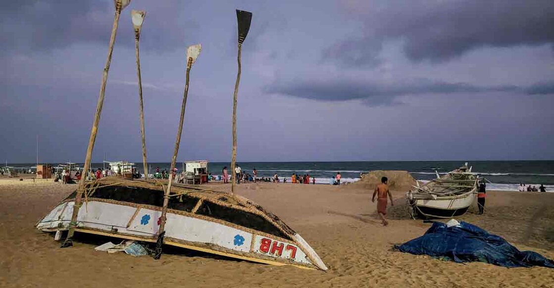 Anchored boats on the shore after India Meteorological Department issued an alert for coastal states regarding Cyclone Asani, in Puri district, Sunday, May 8, 2022. (PTI Photo)