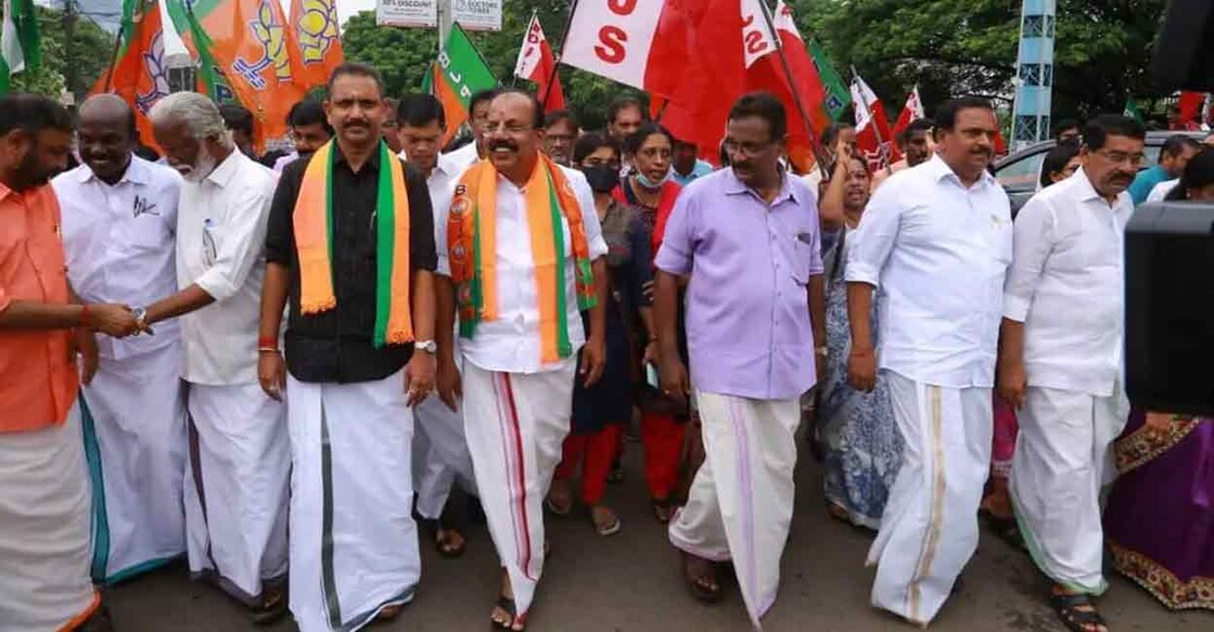 A N Radhakrishnan arrives at collectorate to submit nomination along with prominent BJP leaders. Photo: Special arrangement