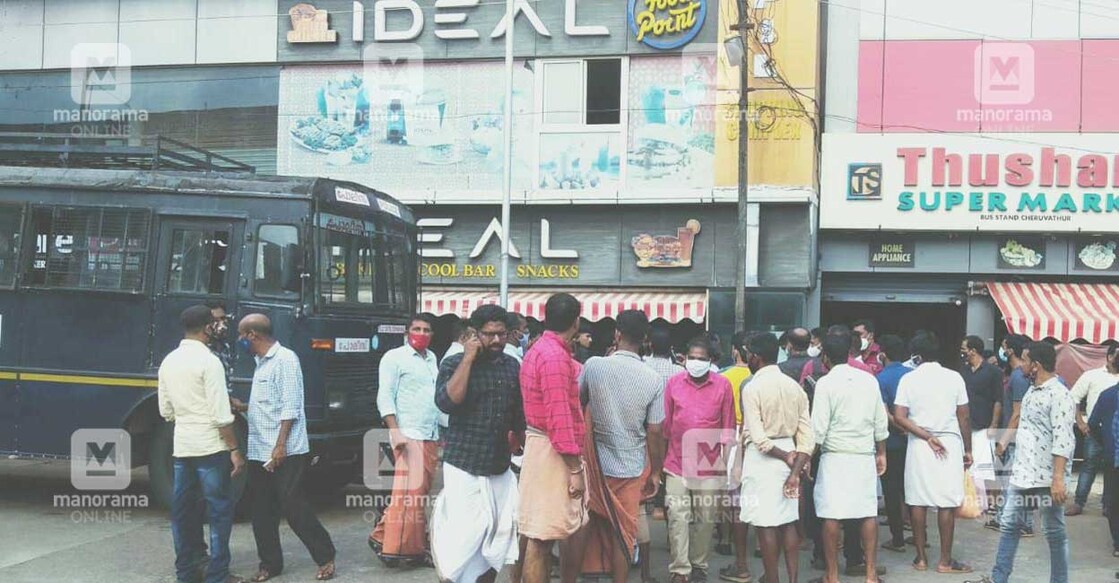 As part of the investigation, police officers would be directing Muhammed, the owner of the eatery, to appear before them for questioning.