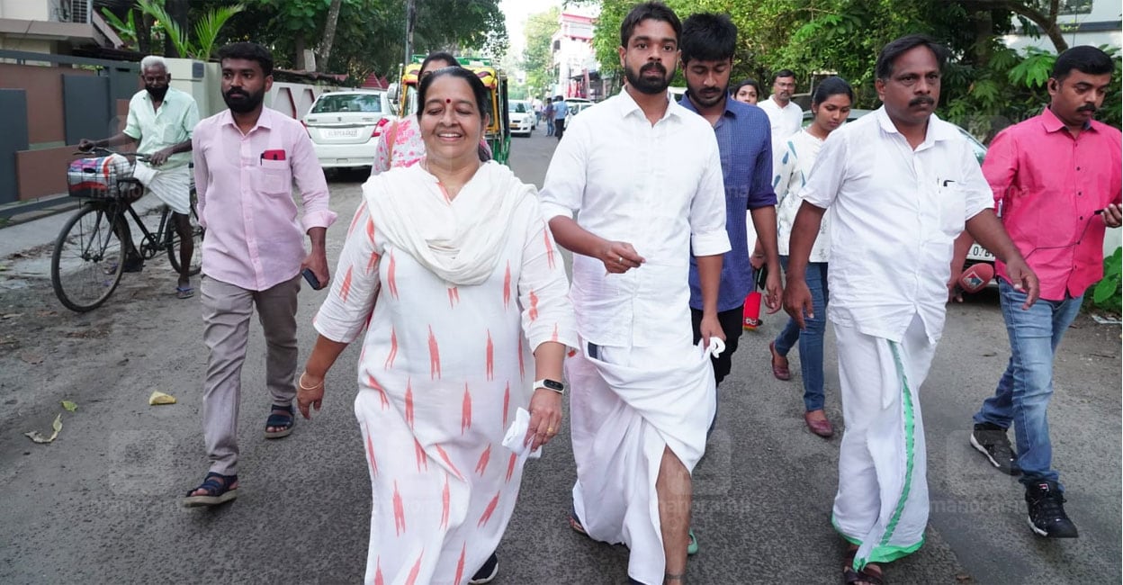Uma Thomas UDF candidate Uma Thomas reaches the booth at Palarivattom Pipeline Junction booth to register her vote. Photo: Manorama