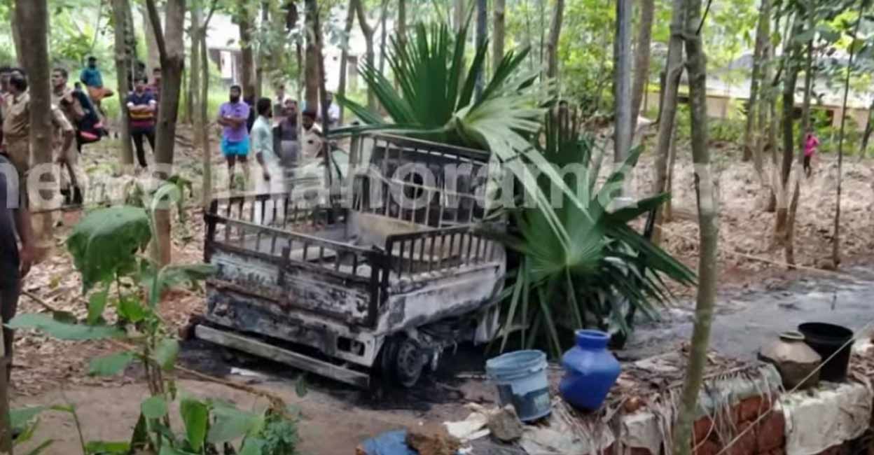 Autorickshaw explosion in Malappuram kills couple, child