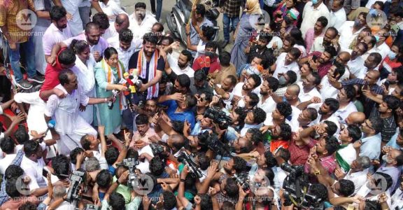Uma Thomas speaks to media after winning Thrikkakara bypolls. Photo :Evsrikumar Viswanatha/ Onmanorama