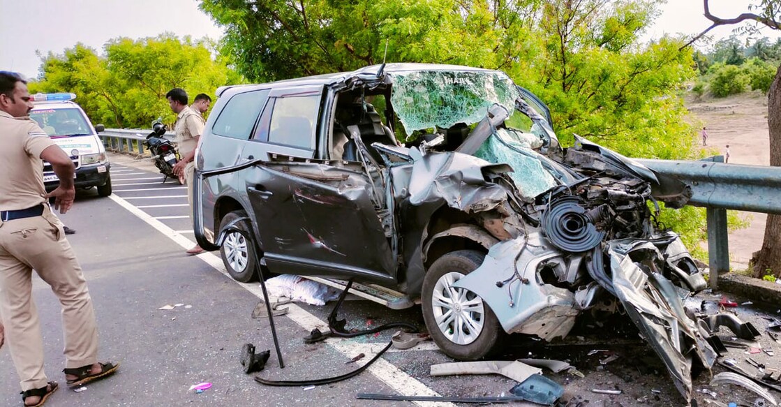 The car that met with the accident. 