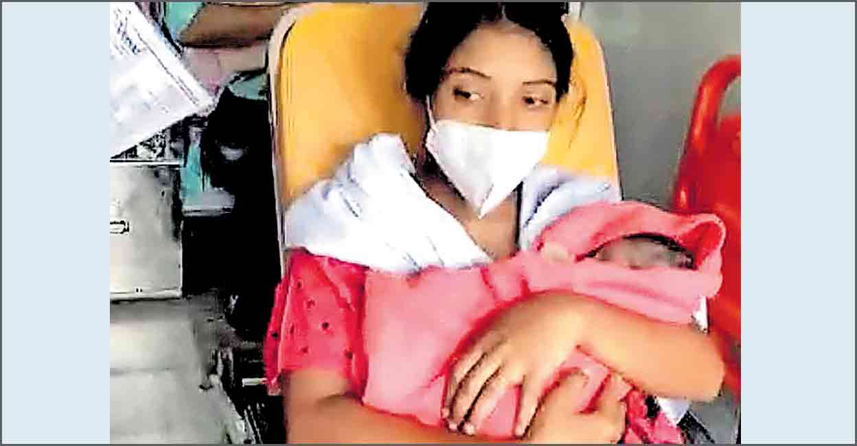 The male child, belonging to Sheela and Suresh Kumar of Lourdepuram in Kanjiramkulam, had allegedly slipped from the hands of nurse to the floor. Photo: Manorama