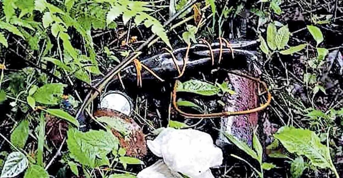 The rifle allegedly used by the accused in the incident in which a tribal youth was shot dead while hunting.