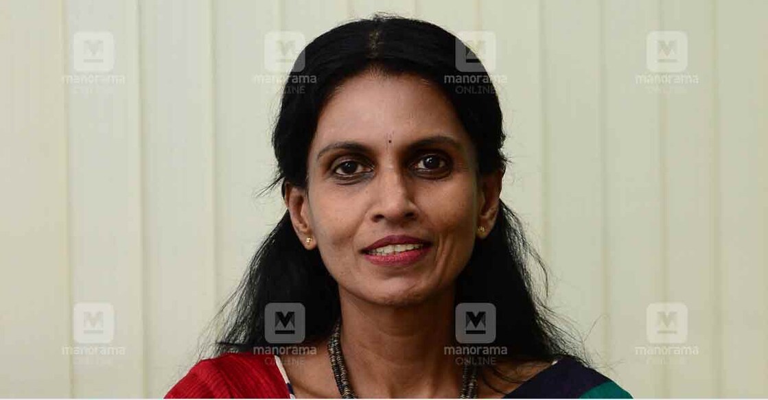 R Sreelekha