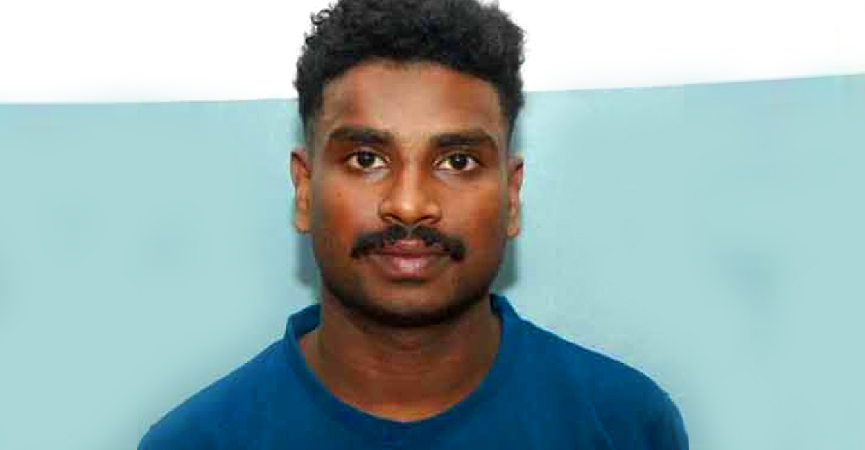 Jinesh (22)