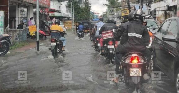 Rain Kochi | Photo: EV Sreekumar Rain Kochi | Photo: EV Sreekumar