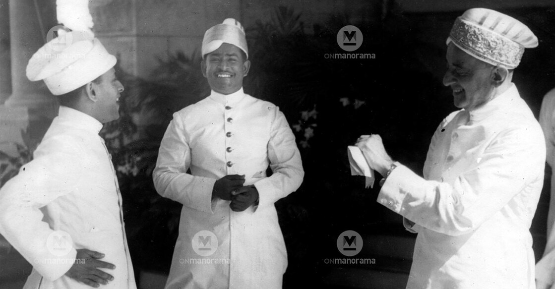 This photograph was taken at the Raj Bhavan on the visit of the Maharaja of Kapurtala. Those seen in the photograph are Chithira Thirunal Balarama Varma, Uthradom Thirunal Marthanda Varma, Diwan Sir CP Ramaswamy Iyer. Photo: Manorama Archives/N P Hariharan/1946