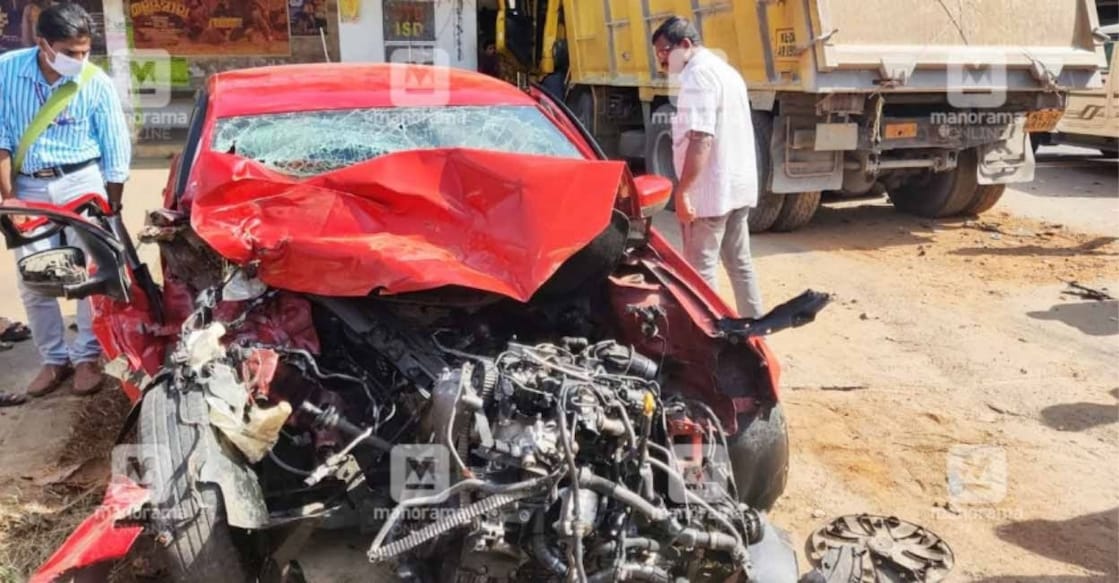 car-accident car-accident