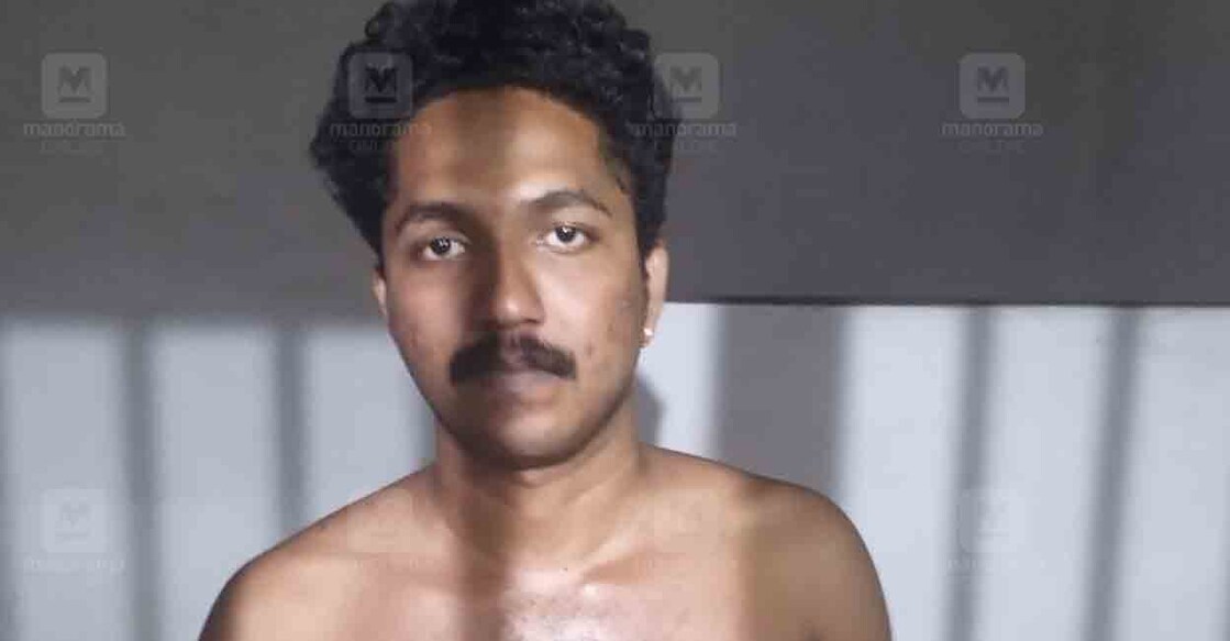 Vishnu had strangled his 54-year-old mother, Shobana, and smashed her head with a gas cylinder. Photo: Manorama