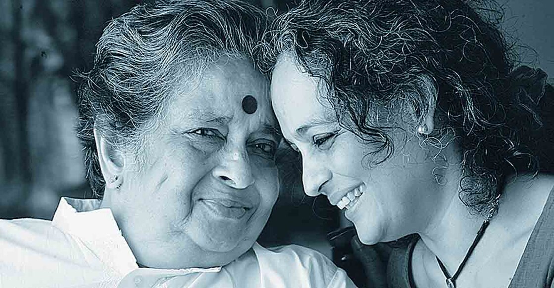 Mary Roy with her daughter Arundhati Roy