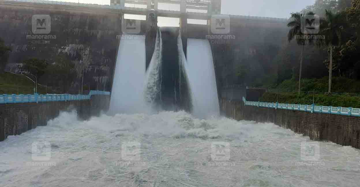 One of the three shutters of Parambikulam Dam located in Palakkad district was damaged on Sept 20, 2022. Photo: Manorama