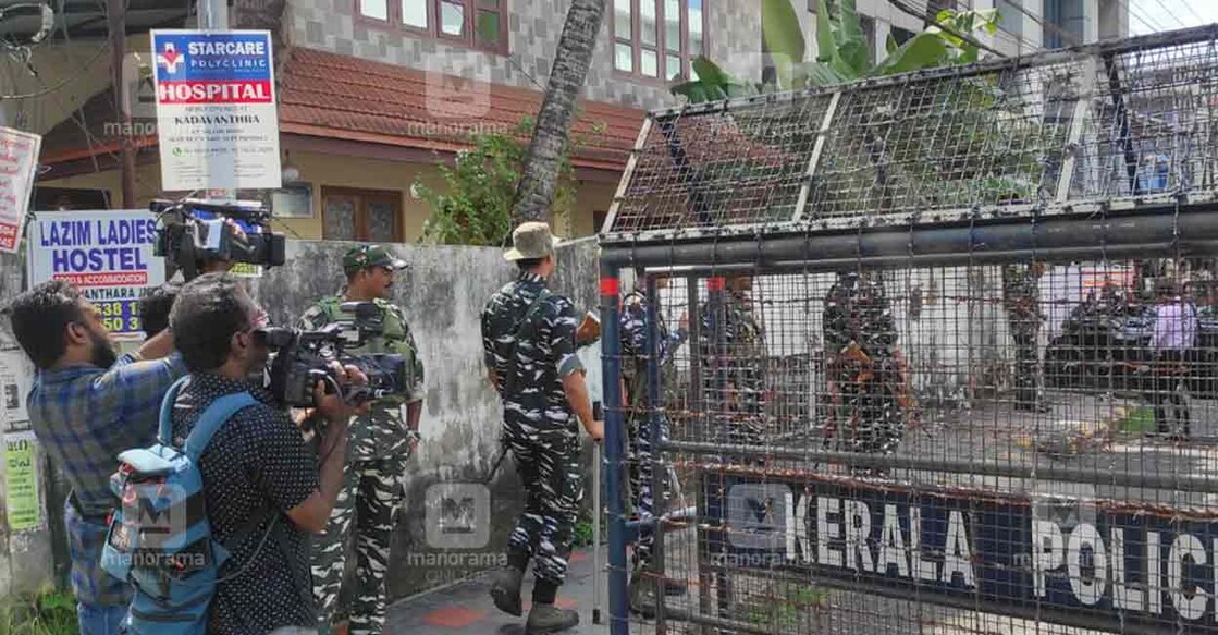 Security tightened outside NIA office ahead of interrogation of PFI leaders taken into custody. Photo: Manorama