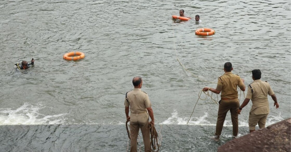 The scuba diving team of the Thrissur Fire and Rescue Service Station search for the four students in Kainoor Chira. Photo: Special Arrangement