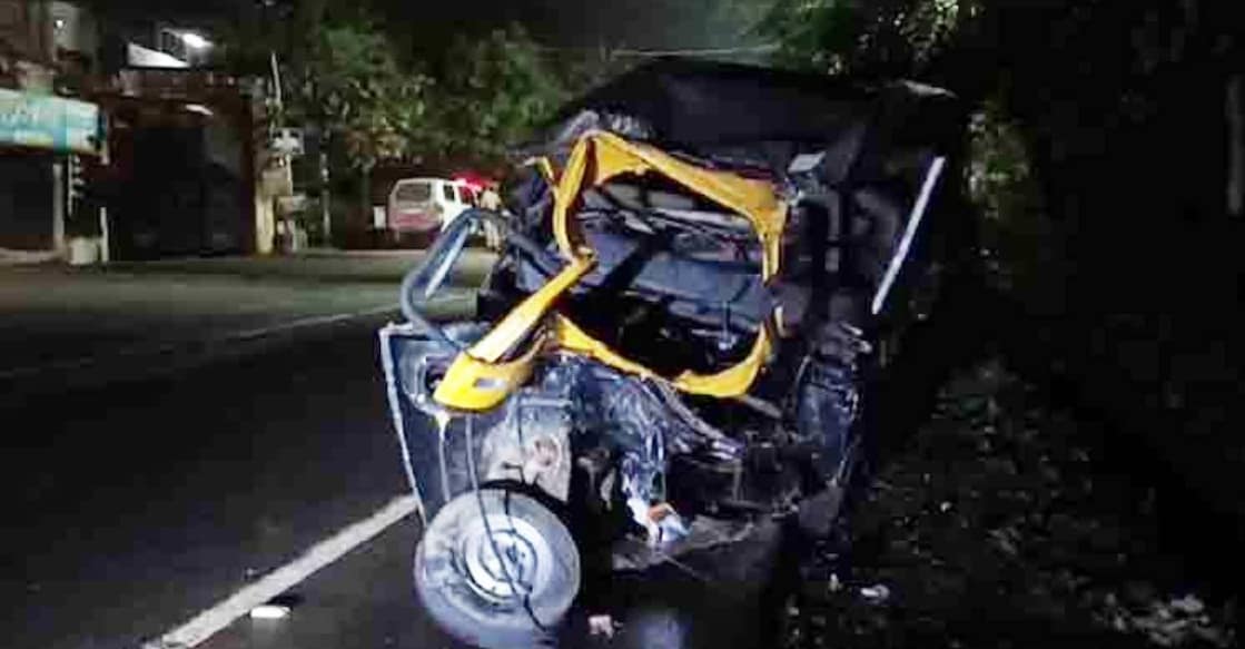 Three among the passengers in the autorickshaw were killed and two were injured in the accident. Photo: Manorama News