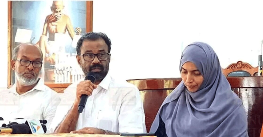 to-mohanan-shabeena-kannur-corp Kannur Corporation Mayor TO Mohanan and Deputy Mayor K Shabeena. Photo: Special arrangement