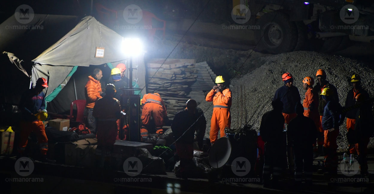 Rescue ops underway at Silkyara tunnel in Uttarakhand. Photo: Josekutty Panackal/Manorama