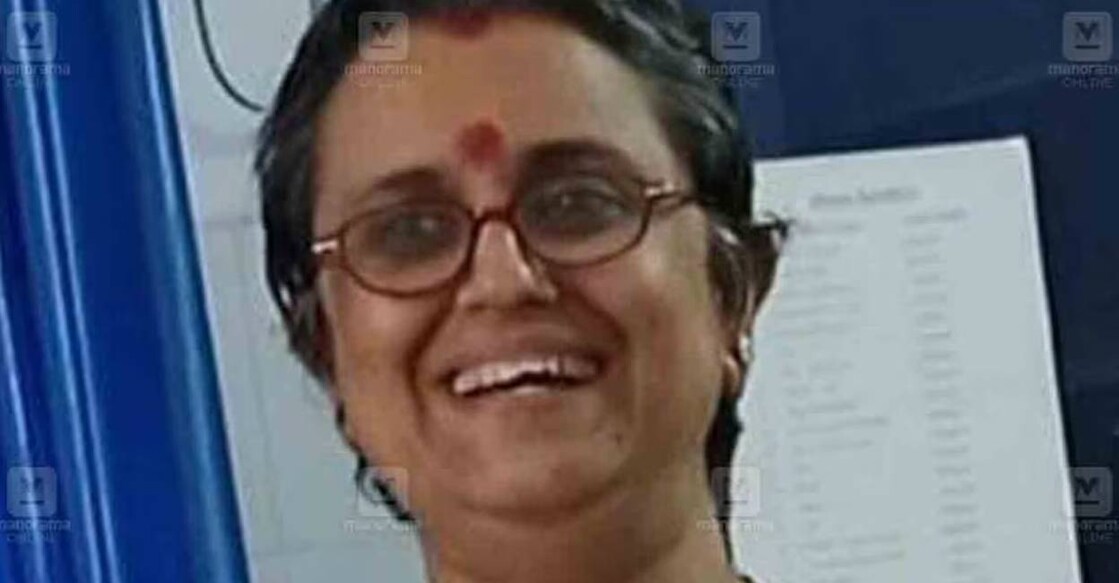 doctor-falls-from-train Dr Sujatha. Photo: Special Arrangement