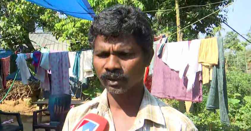 vishwanathan-bro-gopi Blood stains were found on Vishwanathan's nose and lips. Without getting beaten up, blood won't ooze out of these spots, said his brother Gopi. Photo: Manorama News