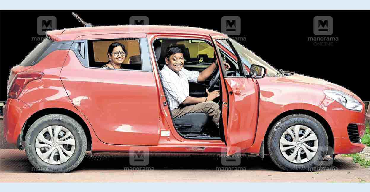 aravind-with-mother-1 Aravind with his mother Sheena. Photo: Rinkuraj Mattancheriyil.