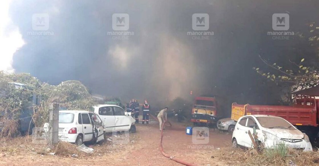 Efforts to extinguish the fire are underway. Photo: Manorama Online