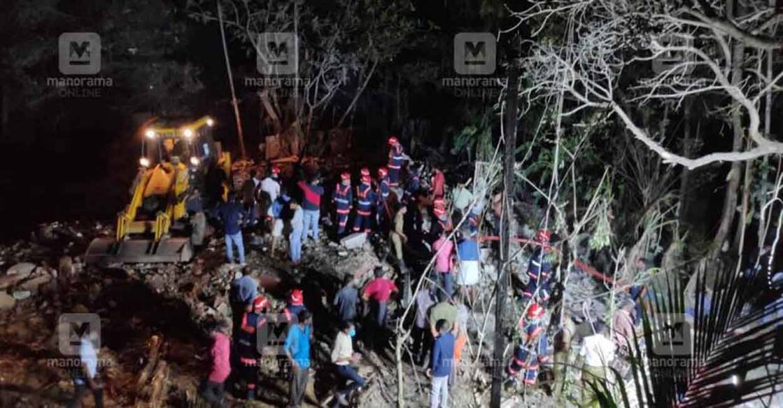 varappuzha-fire1 Fire & Rescue personnel at the scene of the explosion at Muttinakam, Varapuzha on Tuesday night.