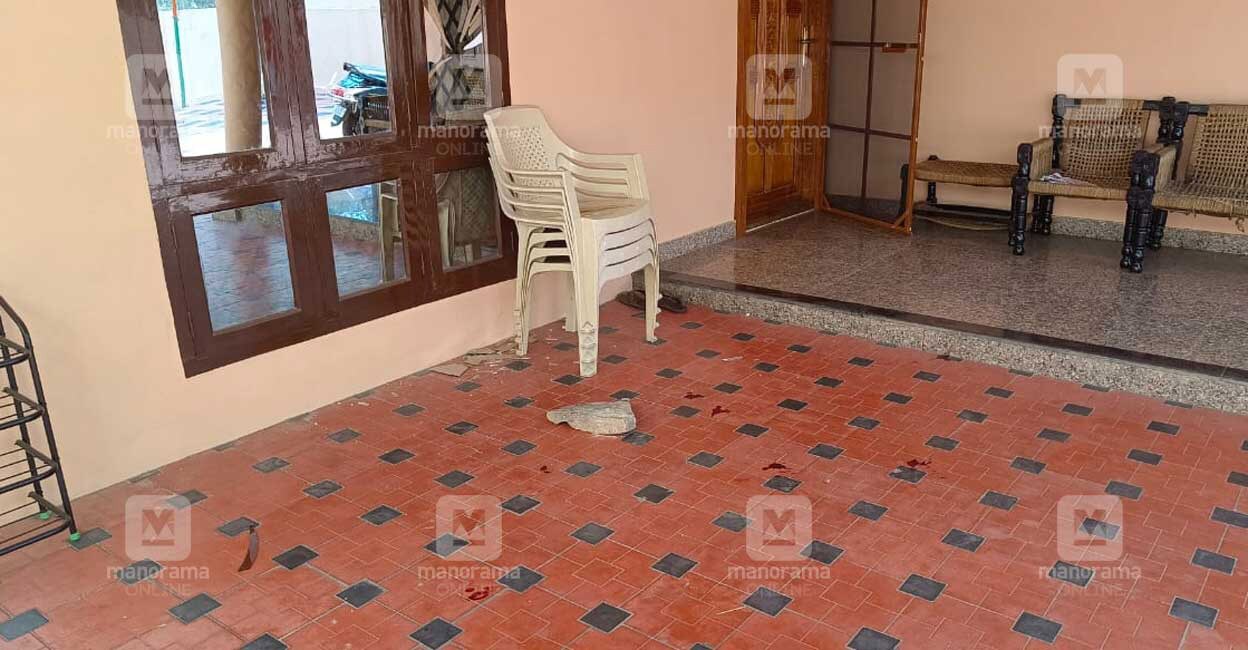 Minister's staff found the window panes of the house near Balasubramanya temple in Kochulloor broken by 11am on Thursday. Photo: Manorama Online