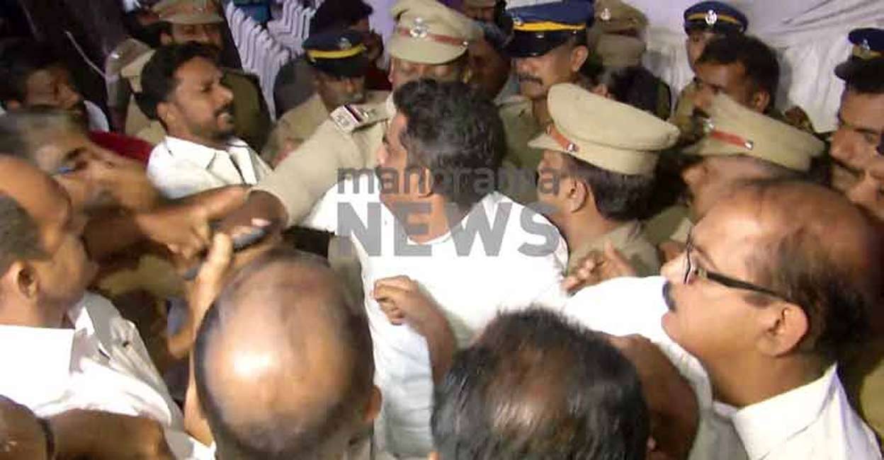kochi corporation scuffle