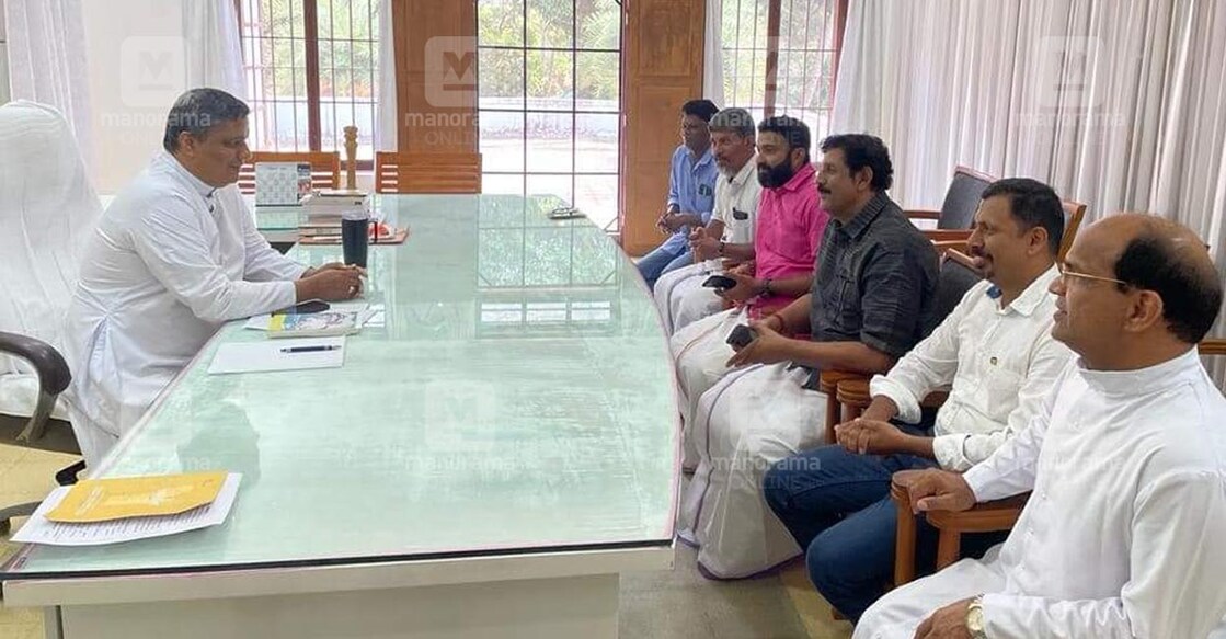 Thalassery Archbishop Mar Joseph Pamplani meets BJP leaders. Photo: Manorama