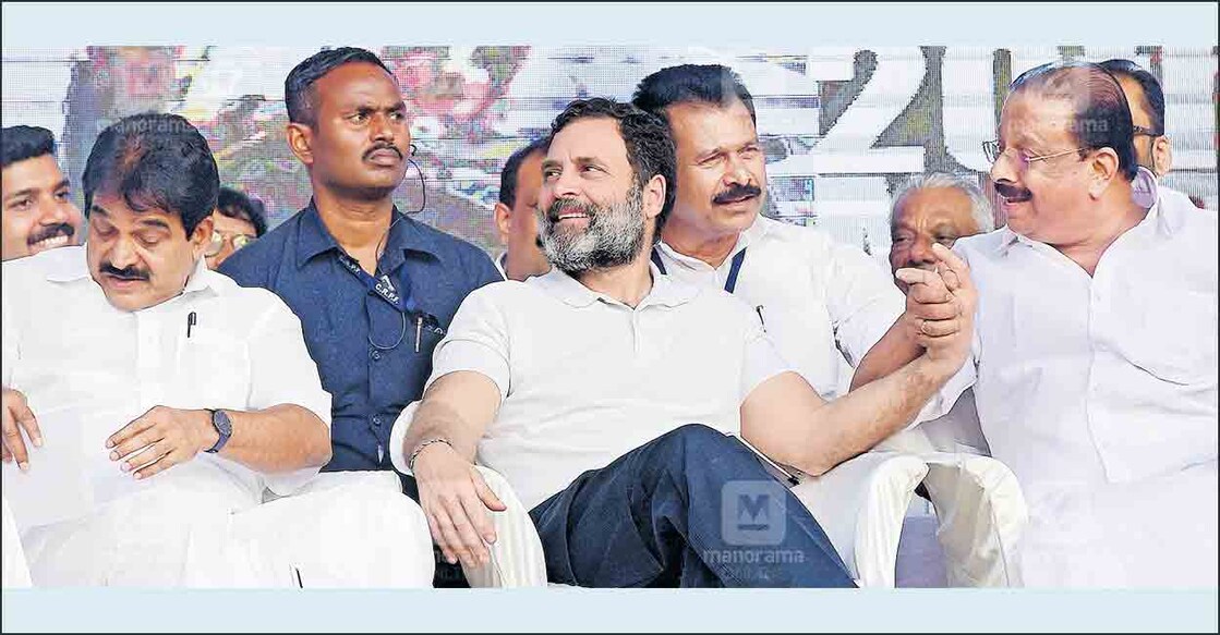 Rahul Gandhi with KPCC President K Sudhakaran, AICC General Secretary KC Venugopal and PT Mathew at a UDF convention in Mukkam, Wayanad. Photo: Manorama