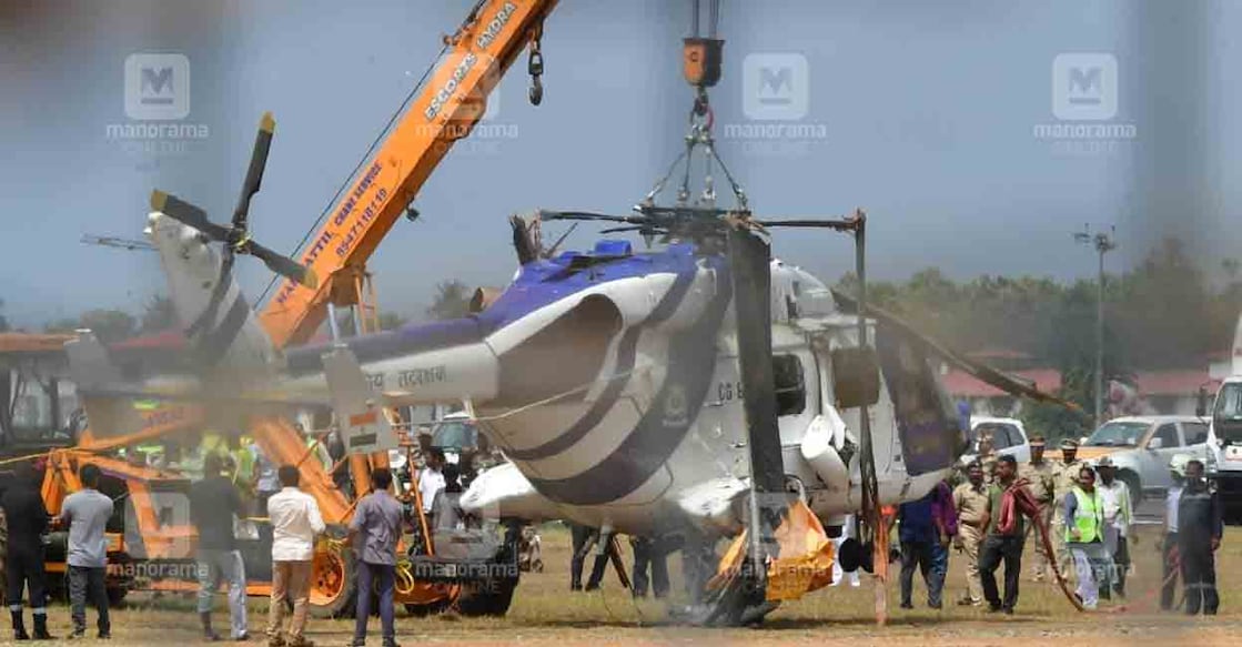 Helicopter crashed in Nedumbassery | Photo: Josekutty Panackal / Manorama 