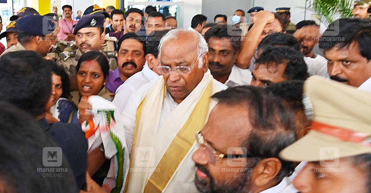 Mallikarjun Kharge Mallikarjun Kharge arrives in Kerala for the inauguration of the year-long centenary celebrations of the Vaikom Satyagraha. Photo: Manorama