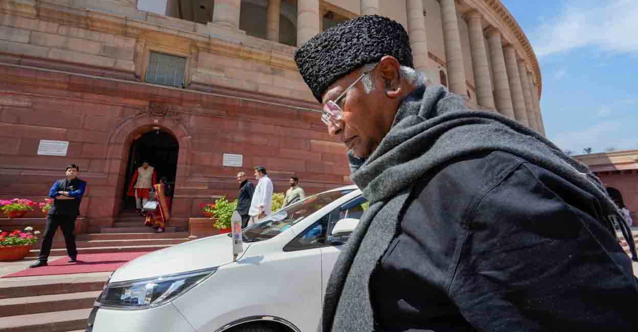 Congress MP Mallikarjun Kharge at Parliament House complex during Budget Session, in New Delhi, Tuesday, March 28, 2023. Photo: PTI