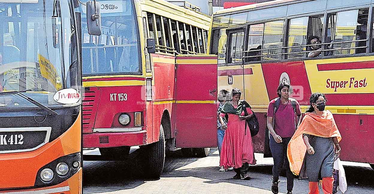 Buses are parked at the Kottayam KSRTC depot. Photo: Manorama