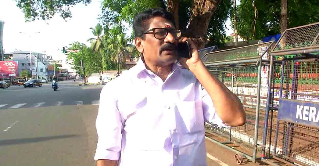 Thiruvananthapuram DCC general secretary Thampanoor Satheesh. Screengrab: Manorama News