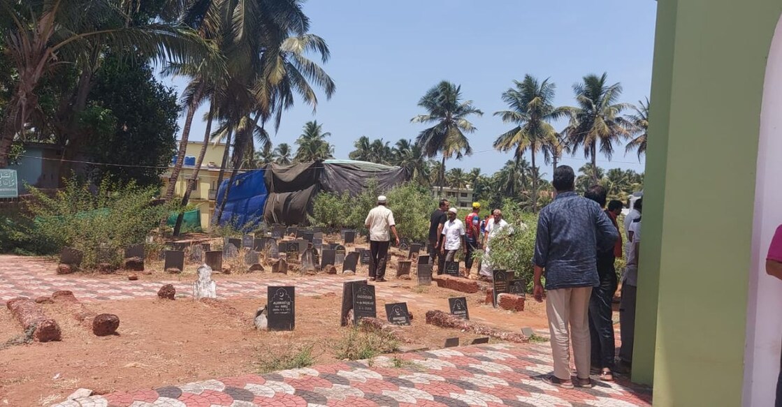 The body was exhumed from the Poochakkad Juma Masjid cemetery where he was buried on April 14. Photo: Special Arrangement