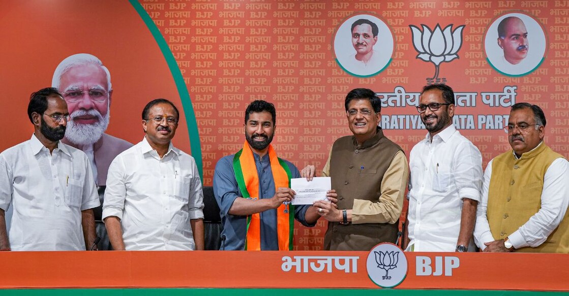 Anil Antony, son of Congress veteran and former defence minister AK Antony, joins the BJP in the presence of Union Minister and senior party leaders Piyush Goyal and V Muraleedharan, in New Delhi, Thursday, April 6, 2023. Photo: PTI