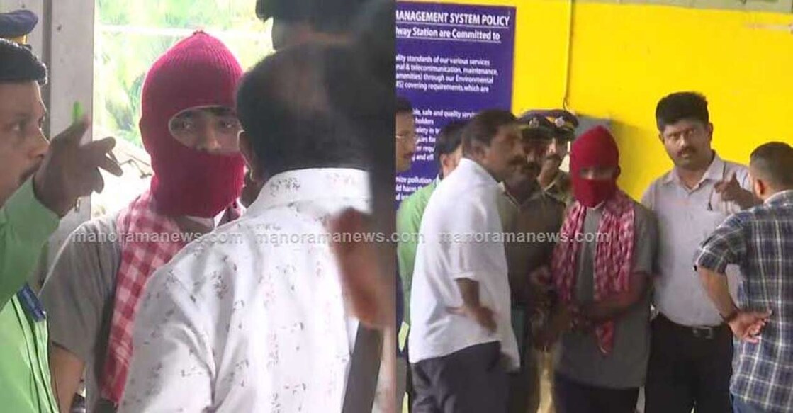 NIA takes accused Shahrukh Saifi for evidence collection NIA takes accused Shahrukh Saifi for evidence collection