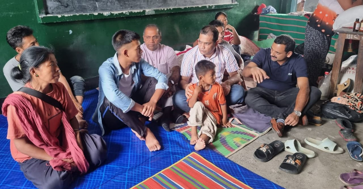 MPs Dean Kuriakose and Hibe Eden at a relief camp in Manipur. Photo: Special arrangement
